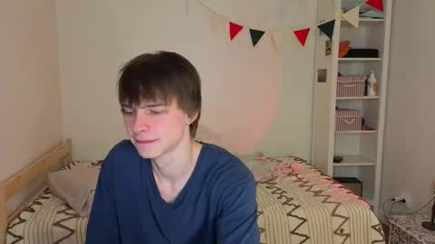 Snapshot of angelic_look chatting on September 11, 2025, 12:33 am Daniel online show from September 11, 2025, 12:33 am