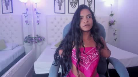 Snapshot of angelica_rolon chatting on June 8, 2026, 1:28 am angelica_rolon online show from June 8, 2026, 1:28 am