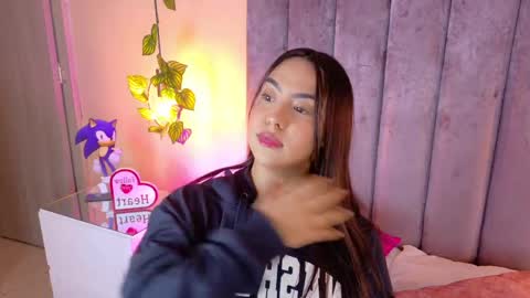 Snapshot of angelicaa_garcia chatting on April 2, 2026, 12:25 pm angelicaa_garcia online show from April 2, 2026, 12:25 pm
