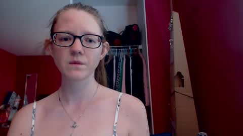 Snapshot of angelicangel3 chatting on October 1, 2025, 5:30 pm AngelicAngel online show from October 1, 2025, 5:30 pm