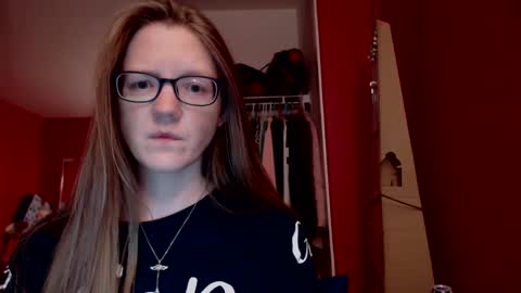 Snapshot of angelicangel3 chatting on October 6, 2025, 3:26 am AngelicAngel online show from October 6, 2025, 3:26 am