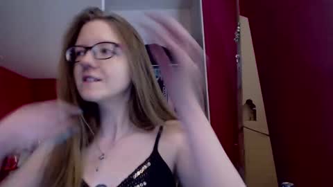 Snapshot of angelicangel3 chatting on October 14, 2025, 4:52 pm AngelicAngel online show from October 14, 2025, 4:52 pm