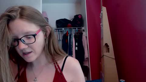 Snapshot of angelicangel3 chatting on October 29, 2025, 7:26 pm AngelicAngel online show from October 29, 2025, 7:26 pm