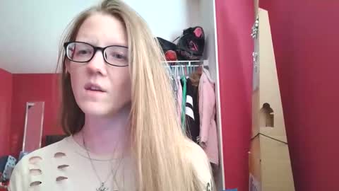 Snapshot of angelicangel3 chatting on December 13, 2025, 11:32 pm AngelicAngel online show from December 13, 2025, 11:32 pm