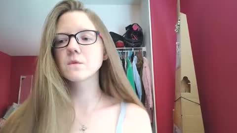 AngelicAngel online show from March 23, 2026, 8:02 pm