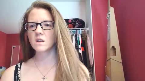 AngelicAngel online show from May 12, 2026, 5:10 pm