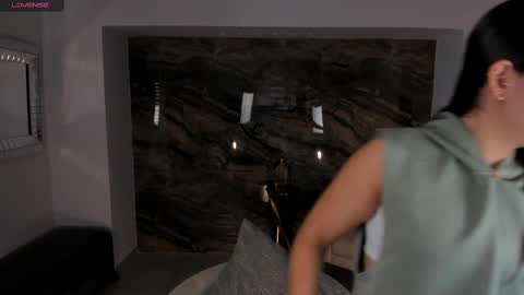  Angelica Vega  online show from February 24, 2025, 11:21 am