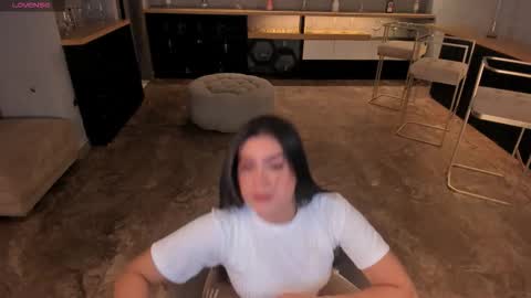  Angelica Vega  online show from November 8, 2025, 1:44 pm