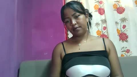 angelice33 online show from April 29, 2026, 7:01 am