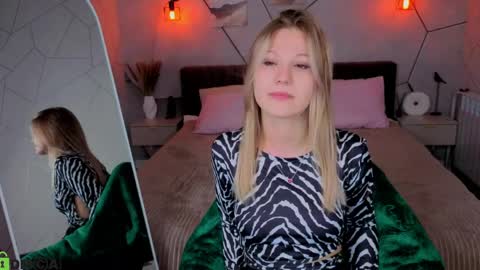 Angelina online show from April 6, 2026, 1:14 am