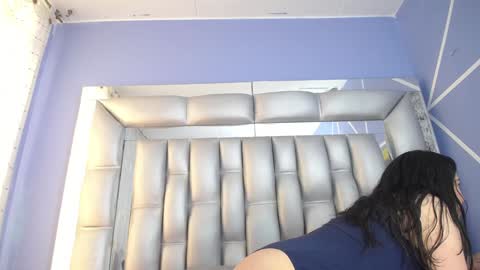 Snapshot of angelina_ny chatting on December 22, 2024, 1:00 pm ANGELINA online show from December 22, 2024, 1:00 pm