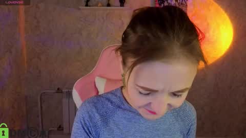 Angelina online show from March 4, 2026, 1:00 am