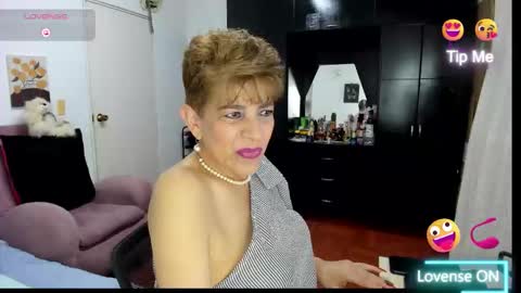 Angelina online show from December 13, 2025, 11:32 pm