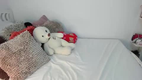 angeline online show from March 3, 2026, 6:25 pm