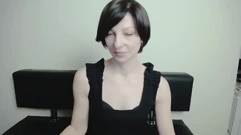 Angelina online show from February 14, 2025, 8:31 am