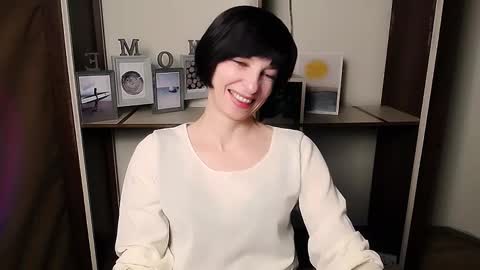 Angelina online show from January 18, 2026, 1:26 pm