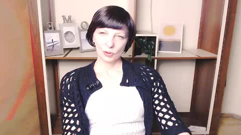 Angelina online show from April 1, 2026, 1:41 pm