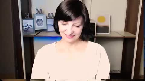 Snapshot of angelinalov_ chatting on July 25, 2026, 7:50 am Angelina online show from July 25, 2026, 7:50 am