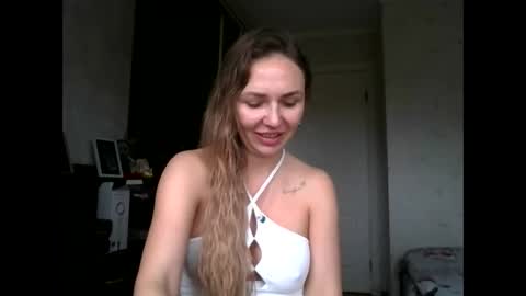 angelinalove28 online show from October 25, 2025, 7:38 am