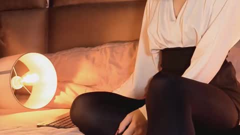 angelinepossy online show from November 21, 2025, 9:46 pm