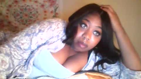 angeliquebelcaliz online show from November 10, 2025, 7:07 am