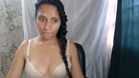 angela online show from September 30, 2025, 10:15 pm