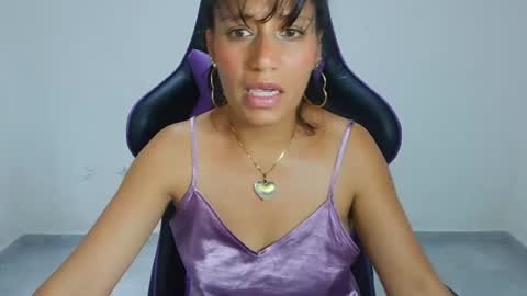 Snapshot of angelitaa_hot chatting on July 12, 2026, 9:28 pm angela online show from July 12, 2026, 9:28 pm