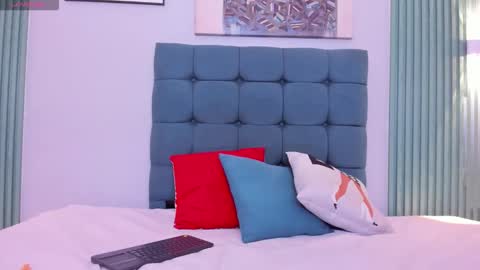 angel online show from December 17, 2025, 11:44 pm