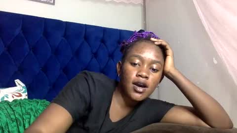 Snapshot of angelkyla chatting on December 2, 2025, 6:58 pm angelkyla online show from December 2, 2025, 6:58 pm