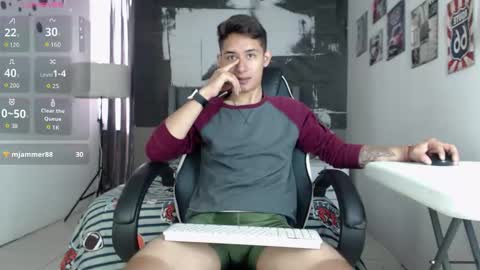 Snapshot of angell01_ chatting on November 17, 2025, 7:30 pm Angel online show from November 17, 2025, 7:30 pm