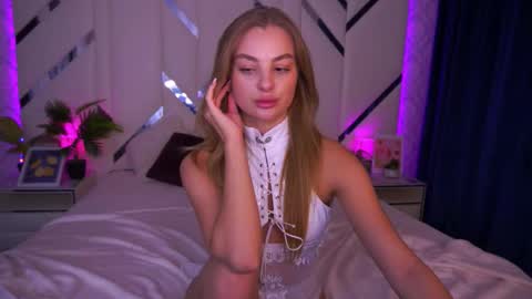 angelleyess online show from October 17, 2025, 12:14 am