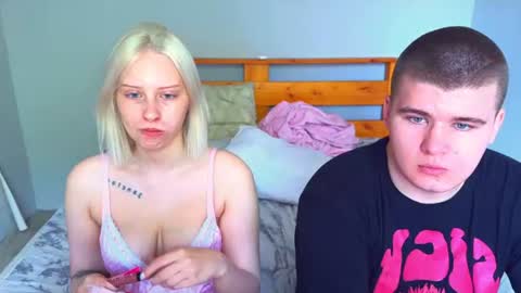 Snapshot of angellisss chatting on July 15, 2026, 8:30 am Cutie online show from July 15, 2026, 8:30 am