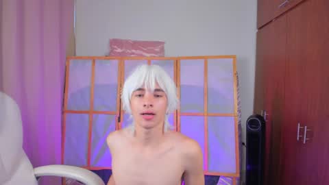 Angel online show from February 3, 2025, 6:39 pm