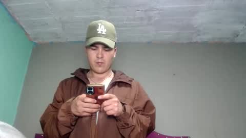 Snapshot of angels_0001 chatting on June 2, 2026, 7:10 am angels_0001 online show from June 2, 2026, 7:10 am
