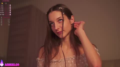 Nikki online show from March 10, 2025, 11:32 am