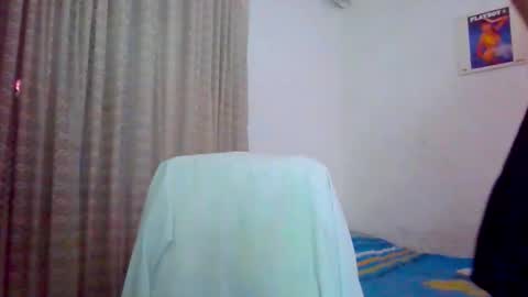   online show from September 28, 2025, 1:55 am