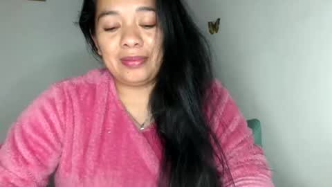rebeca online show from June 11, 2026, 2:53 am