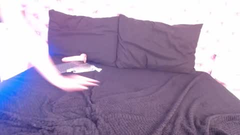 Snapshot of angie99_gh chatting on March 4, 2025, 4:27 am Angie online show from March 4, 2025, 4:27 am