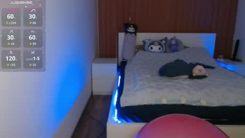 angie_faee online show from September 8, 2025, 6:07 pm