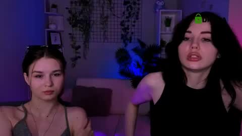 Snapshot of angie_foxy chatting on June 28, 2026, 7:20 pm Angle online show from June 28, 2026, 7:20 pm