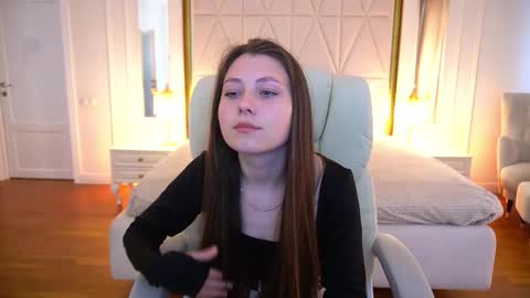 Snapshot of angieshyy chatting on May 1, 2026, 7:46 am Anny online show from May 1, 2026, 7:46 am