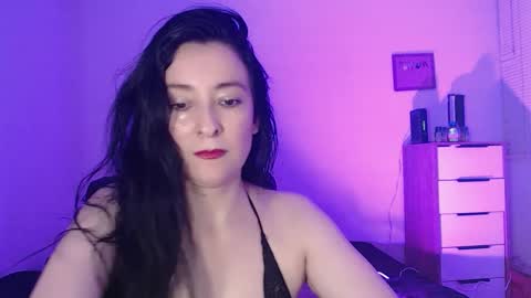 VALENTINA online show from February 24, 2025, 1:02 am