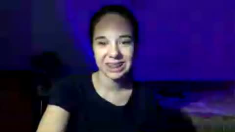 Snapshot of angle_cute05 chatting on July 7, 2026, 10:03 pm Angel Cute online show from July 7, 2026, 10:03 pm