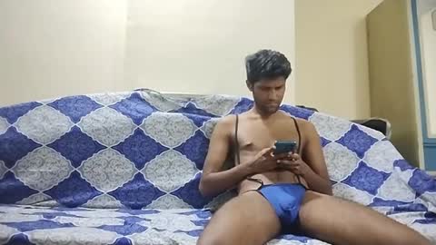 Snapshot of angryagent198 chatting on May 31, 2026, 12:30 am Tutu22 online show from May 31, 2026, 12:30 am