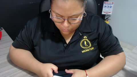Snapshot of angy_ro12 chatting on May 19, 2026, 1:56 am angy online show from May 19, 2026, 1:56 am