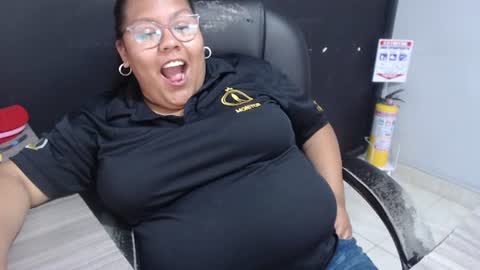 Snapshot of angy_ro12 chatting on June 22, 2026, 2:14 pm angy online show from June 22, 2026, 2:14 pm