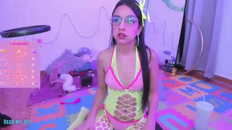 Anhala Rivera online show from March 11, 2025, 5:05 am