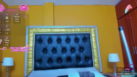 Snapshot of anievans_ chatting on November 2, 2025, 7:44 am Ani Time schedule 0600 - 1400 GMT -5 online show from November 2, 2025, 7:44 am