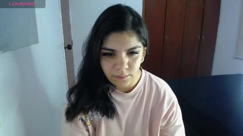Anissa online show from June 3, 2026, 3:53 am