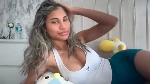 anisha online show from March 17, 2026, 9:56 am